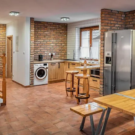 Zabinec - Penzion, Vinoteka Gasthuis Kurdějov