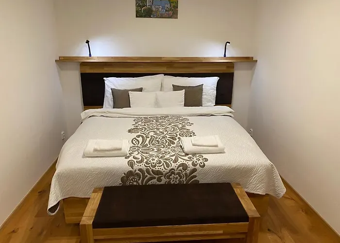 Zabinec - Penzion, Vinoteka Konukevi Kurdějov