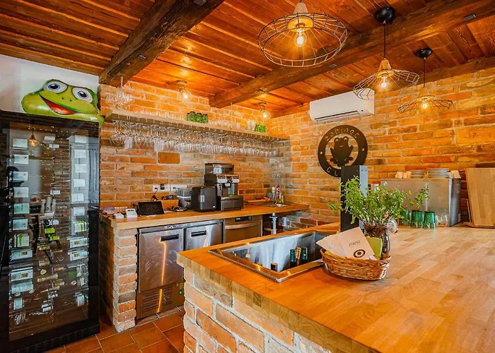Zabinec - Penzion, Vinoteka Konukevi Kurdějov